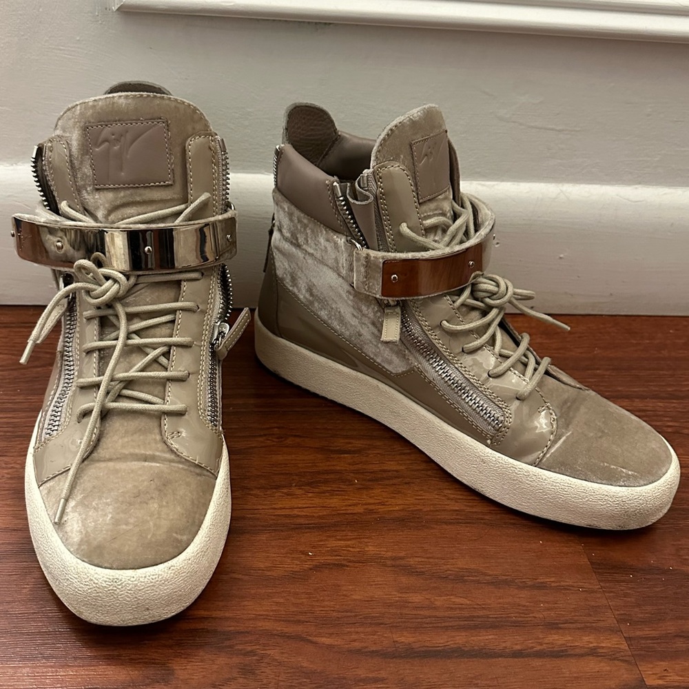 Giuseppe Zanotti Velvet Sneakers